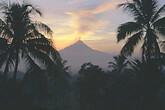 Merapi am Morgen (C) Anton Eder