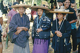 Toraja, Frauen in Festtracht (C) Anton Eder