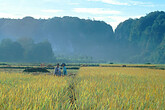 Landschaft bei LeangLeang (C) Anton Eder