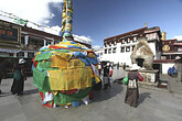 Lhasa, am Barkhor um den Jokhang (C) Anton Eder