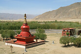 Lhasa - Tsetang, Stupas in Samye (C) Anton Eder