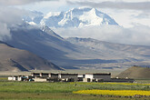 Neu-Tingri, Zhangmu bei Alt Tingri mit Cho Oyu (C) Anton Eder