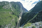 in der Tigersprung-Schlucht im Yangzi-Tal (C) Anton Eder