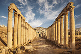 Jerash, Kolonnadenstraße (C) vesta48 - stock.adobe