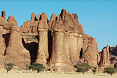 Felsformationen im Ennedi-Massiv (C) Anton Eder