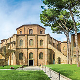 Ravenna, Basilica San Vitale (C) stock.adobe.com
