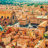 Bologna, Piazza Maggiore (C) stock.adobe.com