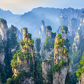 Zhangjiajie-NP (C) aphotostory, stock.adobe.com