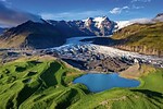 RUND UM ISLAND ZU GLETSCHERN UND VULKANEN